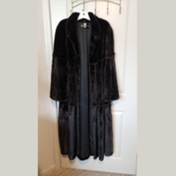 Helen Frushtick Furs of Atlanta Jackets & Coats Helen Frushtick